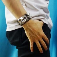 日本製　本革　リストバンド　ブレスレット　2連スタッズ　No.545
